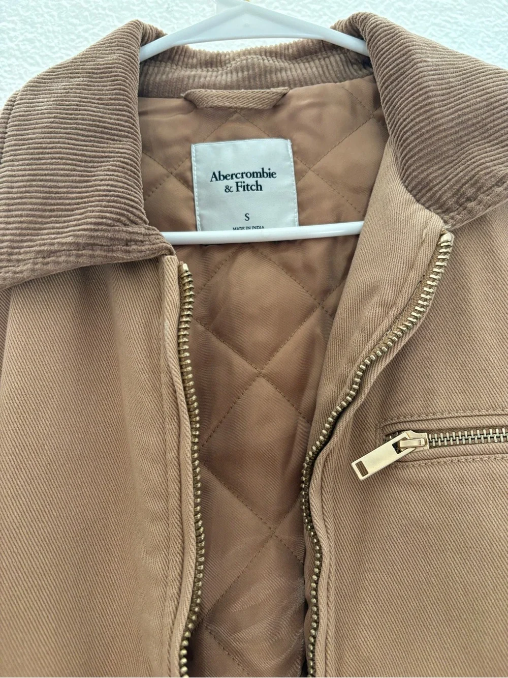 A&F Cropped Twill Trucker Jacket
